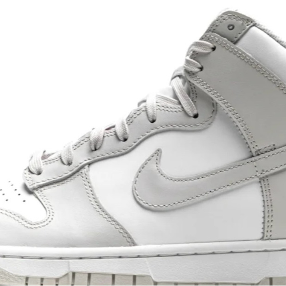 Men’s size 6 Nike Dunk retro